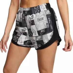 Nike Women's Athletic Shorts in Black and Gray